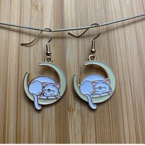 Sailor Moon Artemis Kitty Cat Earrings